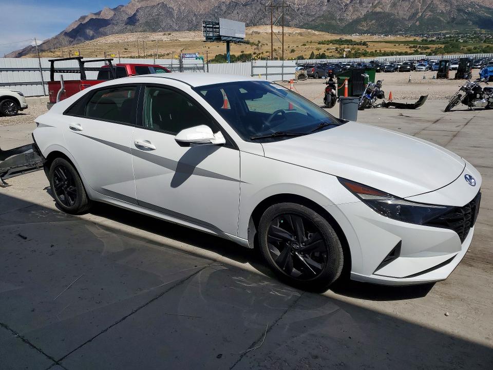 Продаж на аукціоні авто 2022 Hyundai Elantra, vin: 5NPLM4AG6NH057883, номер лоту: 66800556