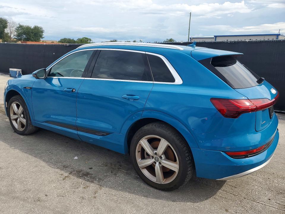 Продаж на аукціоні авто 2019 Audi E-tron, vin: WA1LABGE3KB012765, номер лоту: 67870006