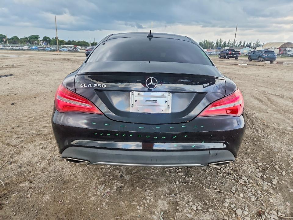 67611736 :رقم المزاد ، WDDSJ4EB9KN705625 vin ، 2019 Mercedes-benz Cla مزاد بيع