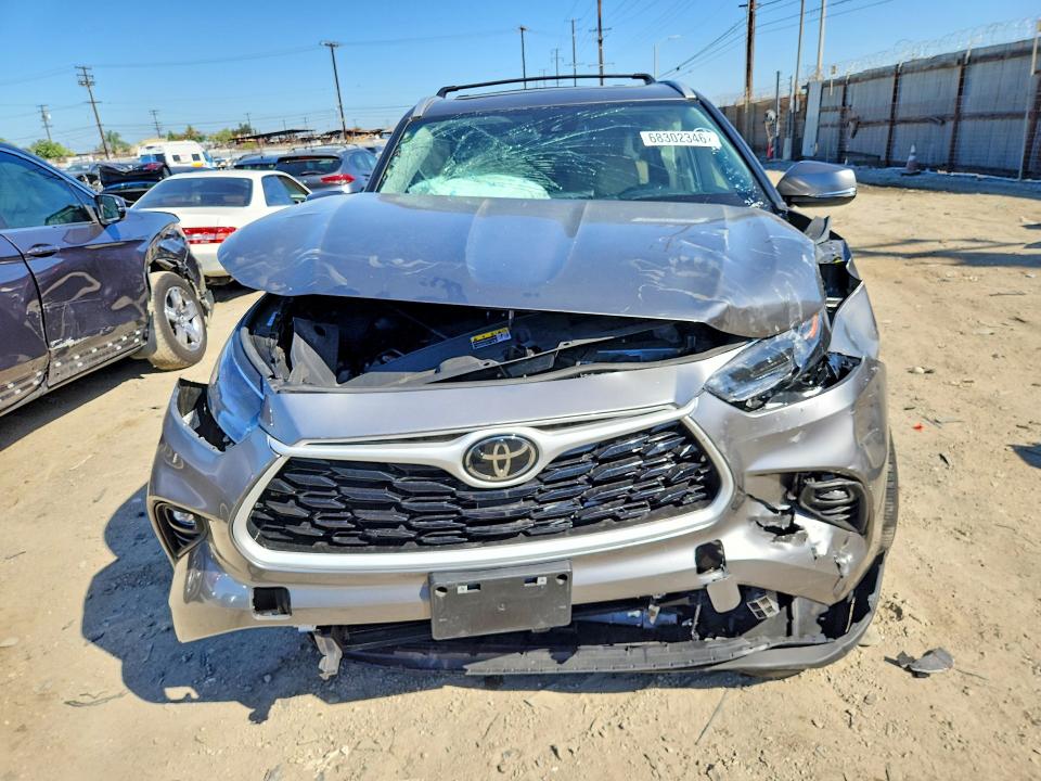 68302346 :رقم المزاد ، 5TDKBRCH9SS665794 vin ، 2025 Toyota Highlander Hybrid مزاد بيع