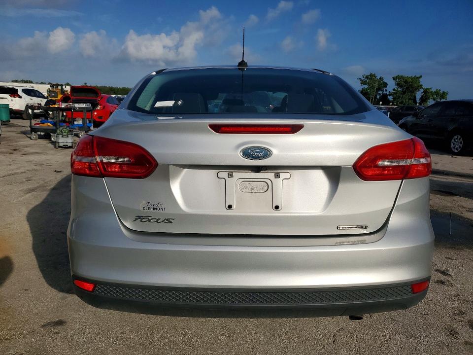 69555686 :رقم المزاد ، 1FADP3E22GL281189 vin ، 2016 Ford Focus مزاد بيع