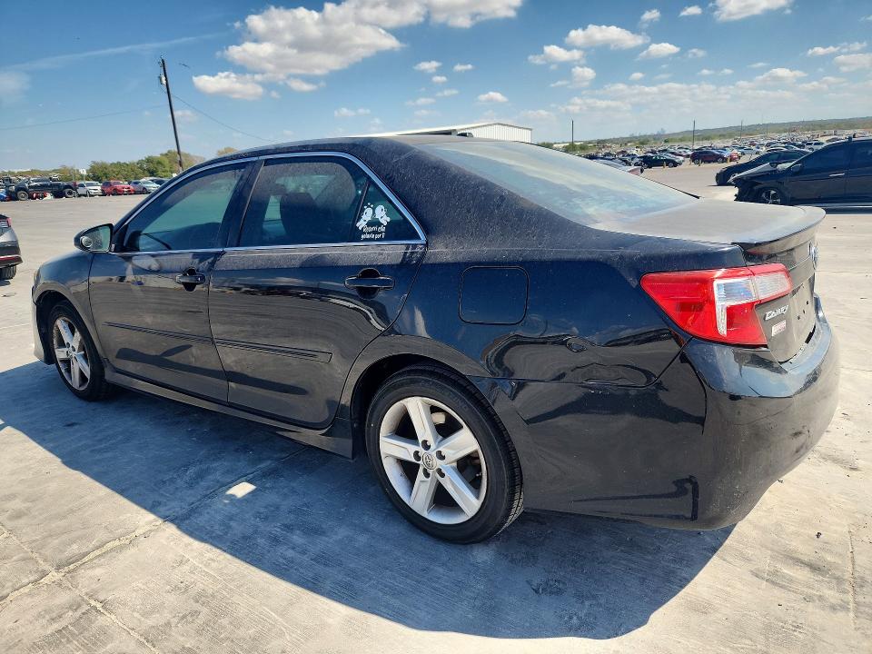 69100456 :رقم المزاد ، 4T1BF1FK4EU869539 vin ، 2014 Toyota Camry مزاد بيع