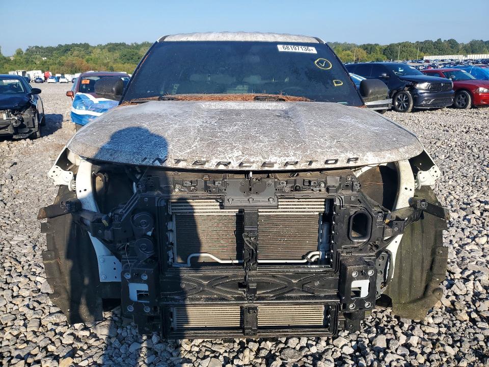 68197136 :رقم المزاد ، 1FM5K8AC5MNA05755 vin ، 2021 Ford Explorer مزاد بيع