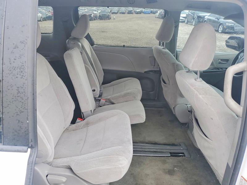 Продаж на аукціоні авто 2015 Toyota Sienna, vin: 5TDKK3DC8FS620559, номер лоту: 69958216