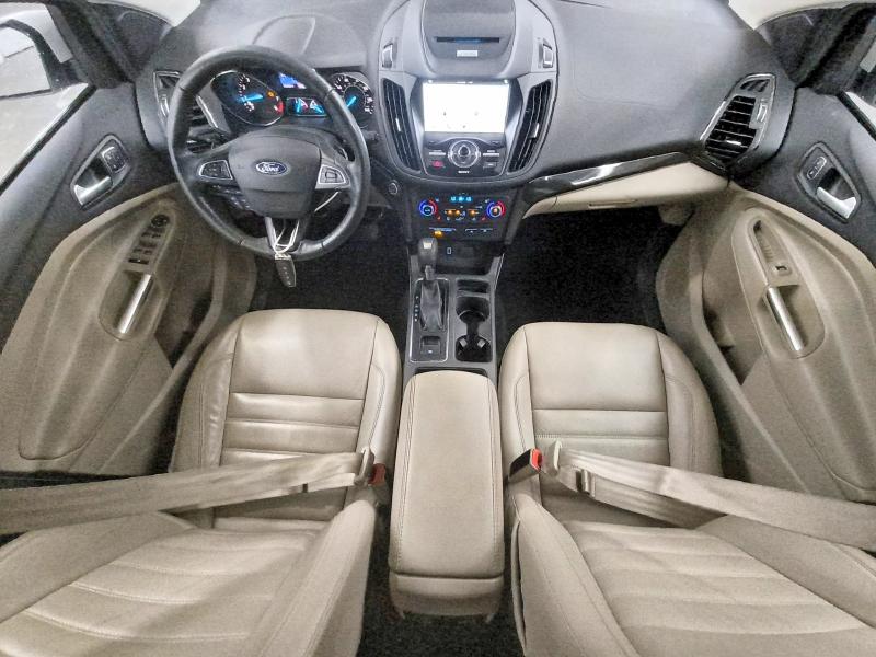 Продаж на аукціоні авто 2017 Ford Escape, vin: 1FMCU9J90HUE72590, номер лоту: 68204166