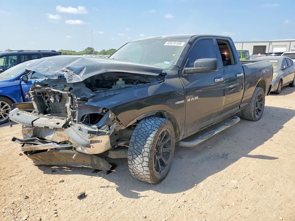 68639106 :رقم المزاد ، 1D7RB1GT1AS112342 vin ، 2010 Dodge Ram 1500 مزاد بيع