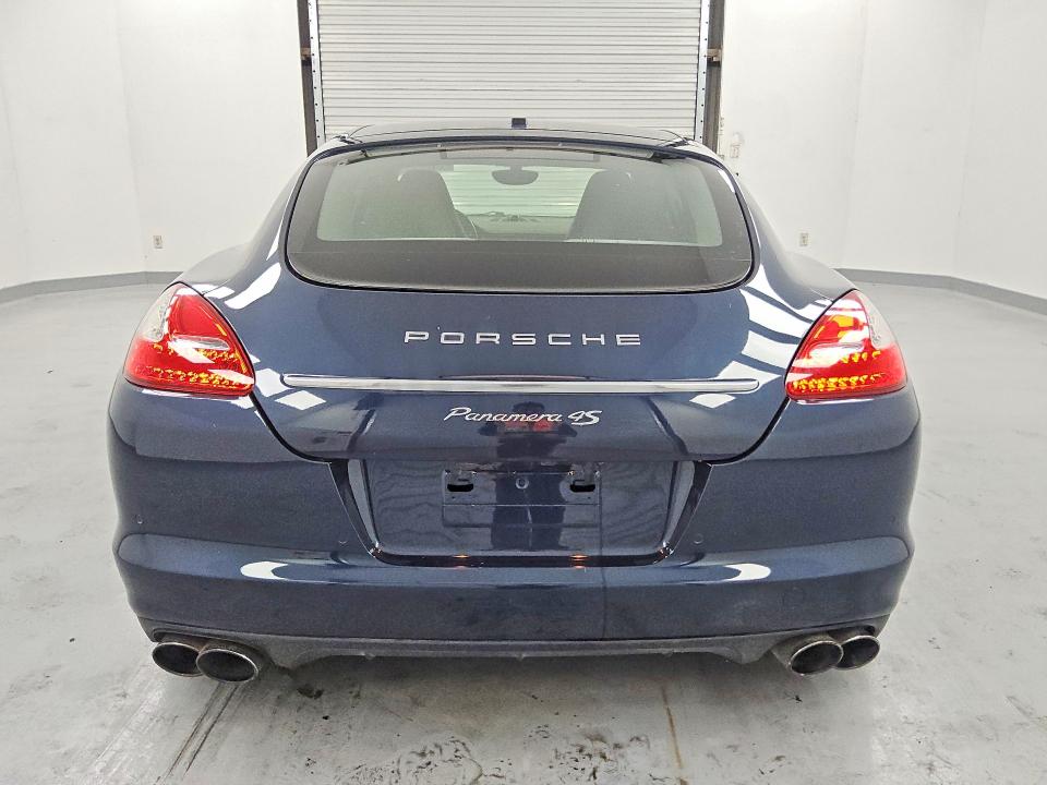 68160066 :رقم المزاد ، WP0AB2A79BL061323 vin ، 2011 Porsche Panamera مزاد بيع
