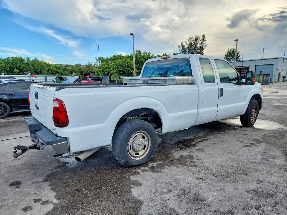 67184096 :رقم المزاد ، 1FT7X2A61GEA42392 vin ، 2016 Ford F250 مزاد بيع
