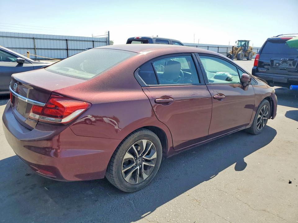 2015 Honda Civic მანქანა იყიდება აუქციონზე, vin: 2HGFB2F89FH530048, აუქციონის ნომერი: 67280506