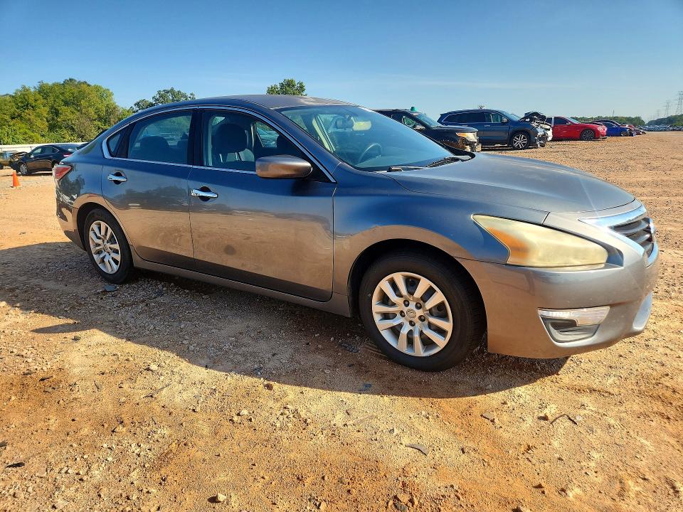 Продажа на аукционе авто 2015 Nissan Altima, vin: 1N4AL3AP2FC133672, номер лота: 68774976