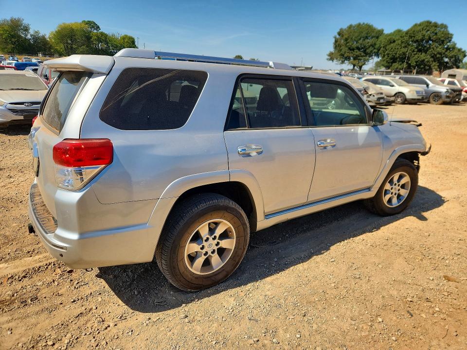 59411296 :رقم المزاد ، JTEZU5JR0B5018442 vin ، 2011 Toyota 4runner مزاد بيع