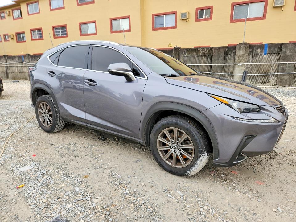 2018 Lexus Nx 300 მანქანა იყიდება აუქციონზე, vin: JTJYARBZ1J2098703, აუქციონის ნომერი: 70379976