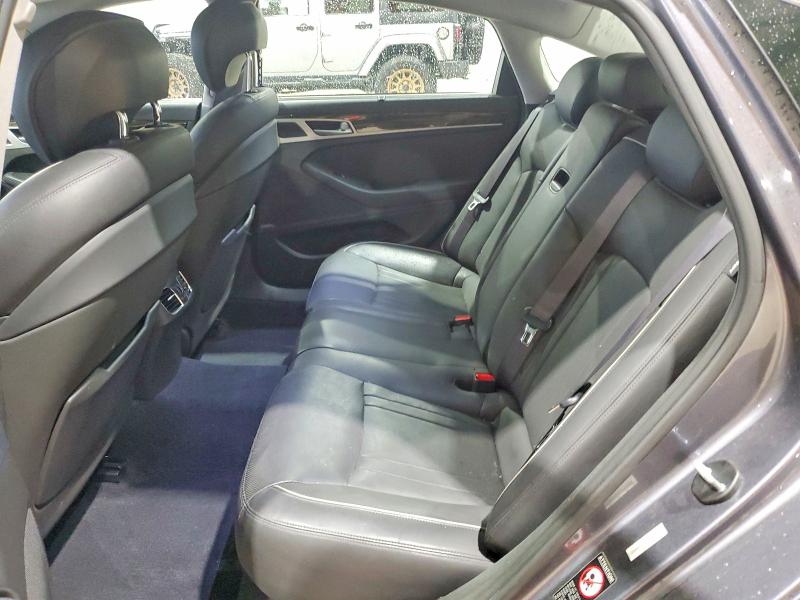 2015 Hyundai Genesis მანქანა იყიდება აუქციონზე, vin: KMHGN4JE9FU018723, აუქციონის ნომერი: 68637416