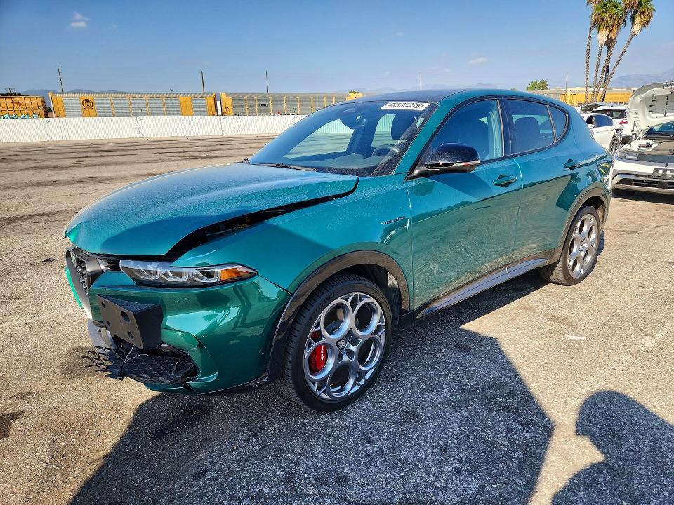 Продажа на аукционе авто 2024 Alfa Romeo Tonale, vin: ZASPATDW0R3060288, номер лота: 69535376