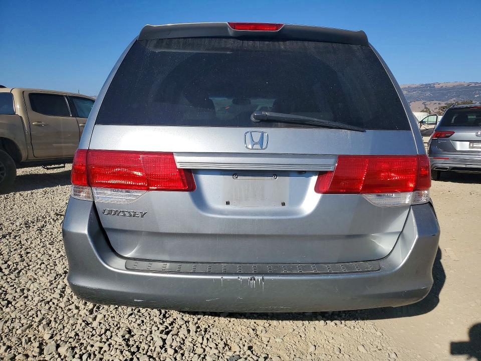 69287066 :رقم المزاد ، 5FNRL38798B061281 vin ، 2008 Honda Odyssey مزاد بيع