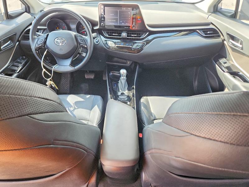 70511006 :رقم المزاد ، NMTKHMBX0LR117046 vin ، 2020 Toyota C-hr مزاد بيع