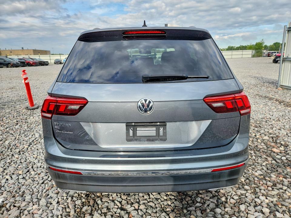 67706246 :رقم المزاد ، 3VV3B7AXXMM134689 vin ، 2021 Volkswagen Tiguan مزاد بيع