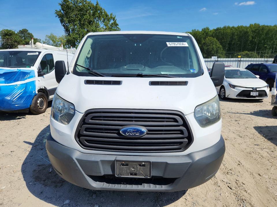 67957056 :رقم المزاد ، 1FTYR2ZM2GKA72732 vin ، 2016 Ford Transit مزاد بيع