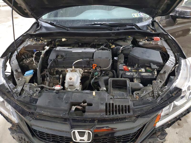 Auction sale of the 2016 Honda Accord, vin: 1HGCR2F00GA153120, lot number: 69392916