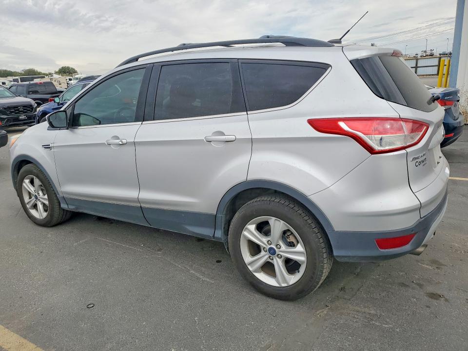 70328336 :رقم المزاد ، 1FMCU9G9XFUC29082 vin ، 2015 Ford Escape مزاد بيع