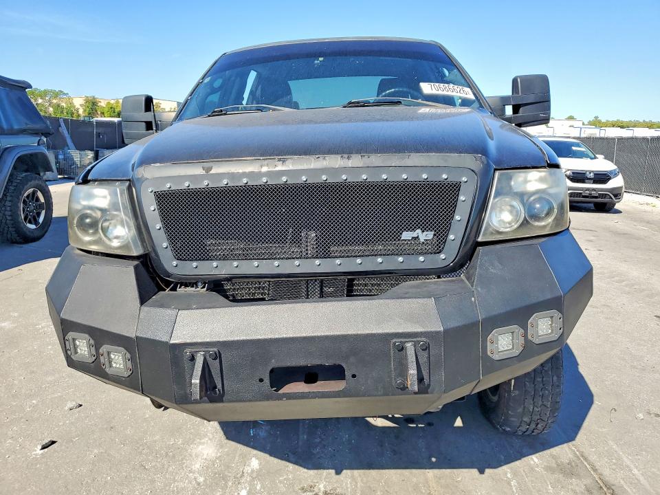 70686626 :رقم المزاد ، 1FTPW14564KB91166 vin ، 2004 Ford F150 مزاد بيع