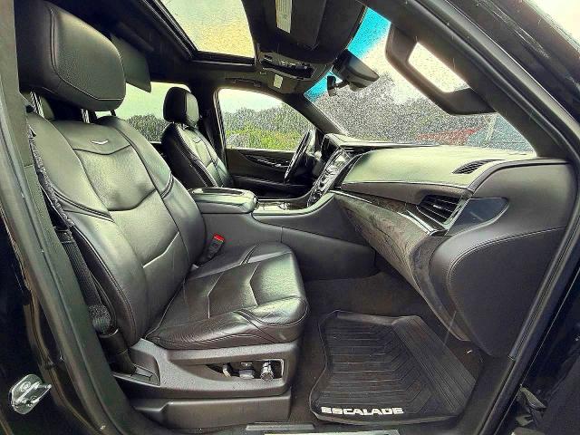 Продажа на аукционе авто 2020 Cadillac Escalade, vin: 1GYS4KKJ2LR110640, номер лота: 69610256