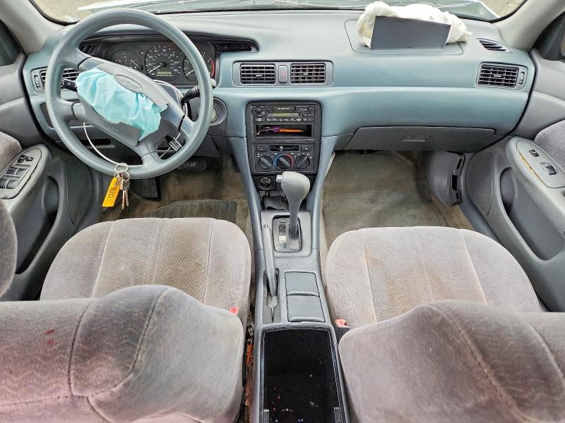 1998 Toyota Camry მანქანა იყიდება აუქციონზე, vin: 4T1BF22K9WU926735, აუქციონის ნომერი: 70994056