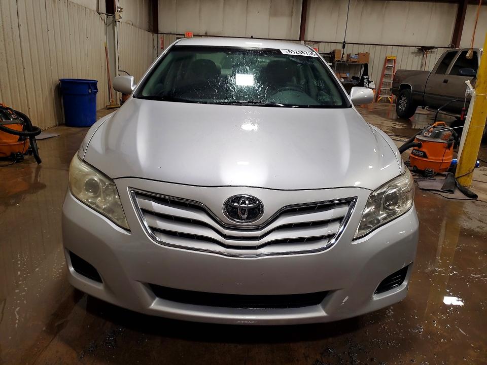 Продаж на аукціоні авто 2011 Toyota Camry, vin: 4T1BF3EK1BU135630, номер лоту: 69206756