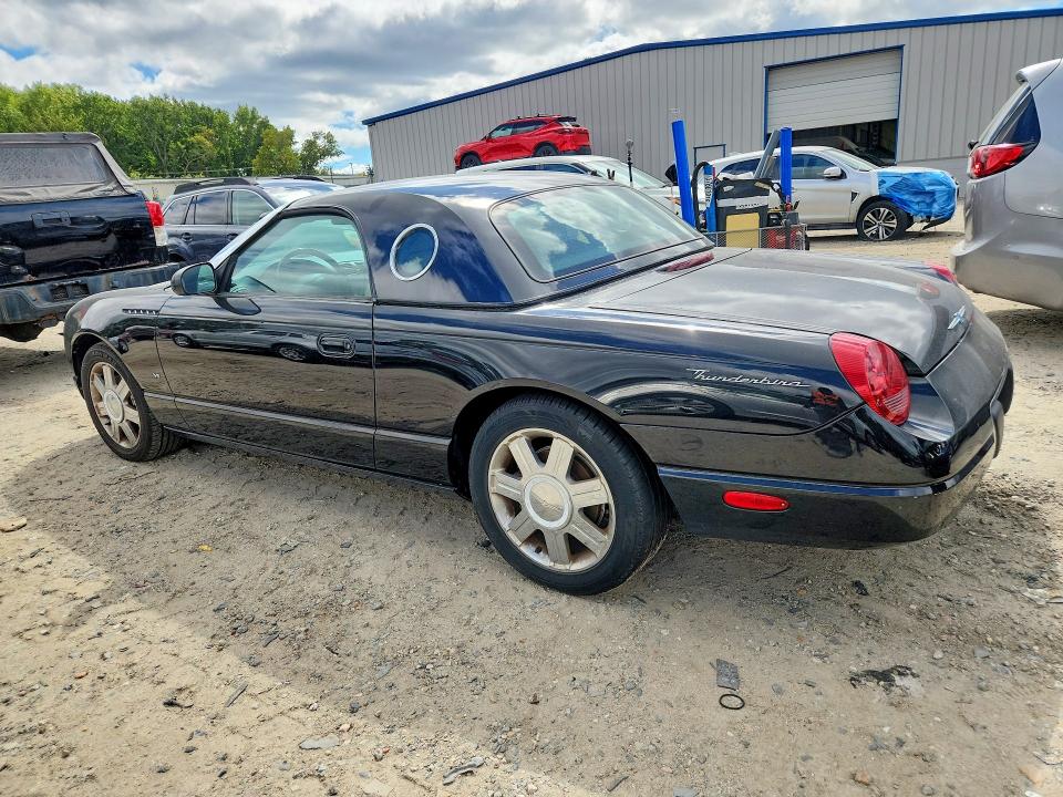 70434066 :رقم المزاد ، 1FAHP60A34Y109558 vin ، 2004 Ford Thunderbird مزاد بيع