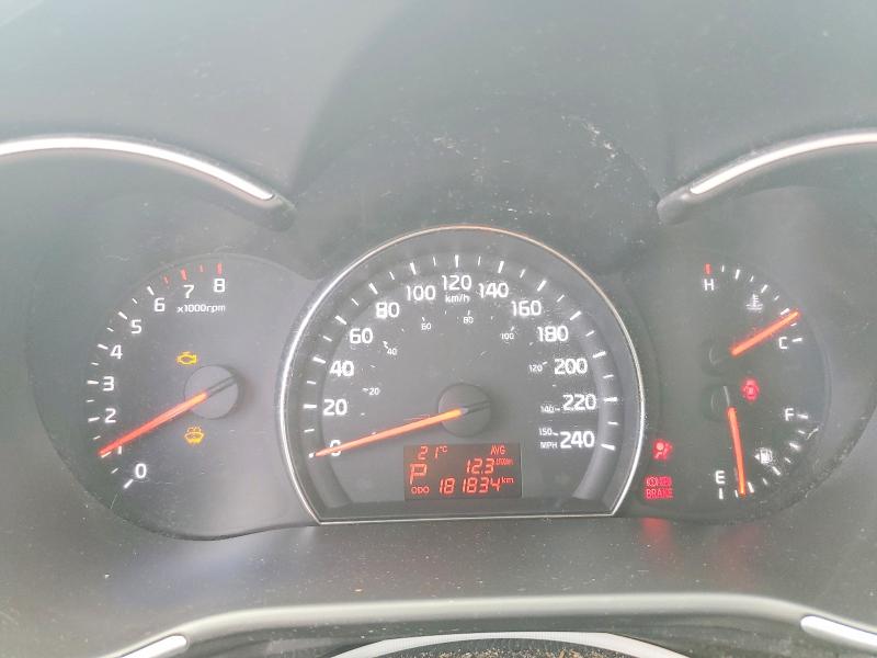2015 Kia Sorento მანქანა იყიდება აუქციონზე, vin: 5XYKT3A69FG561174, აუქციონის ნომერი: 68154586