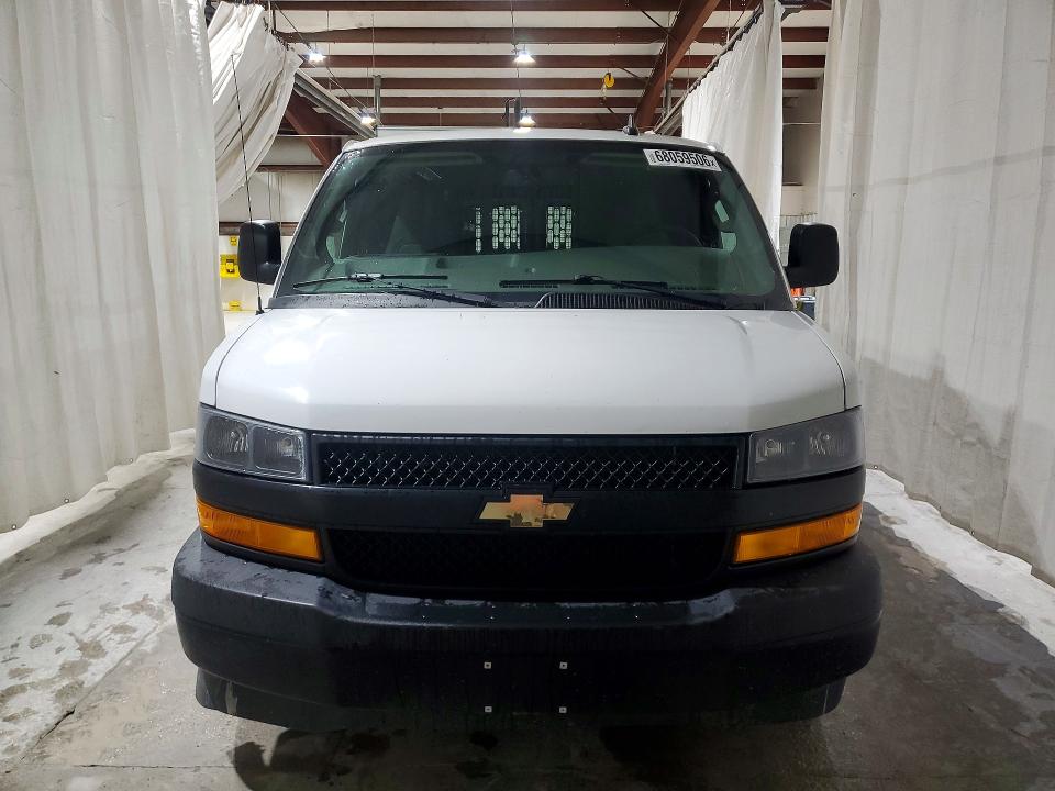 68059506 :رقم المزاد ، 1GCWGAFP5L1148465 vin ، 2020 Chevrolet Express G2500 مزاد بيع
