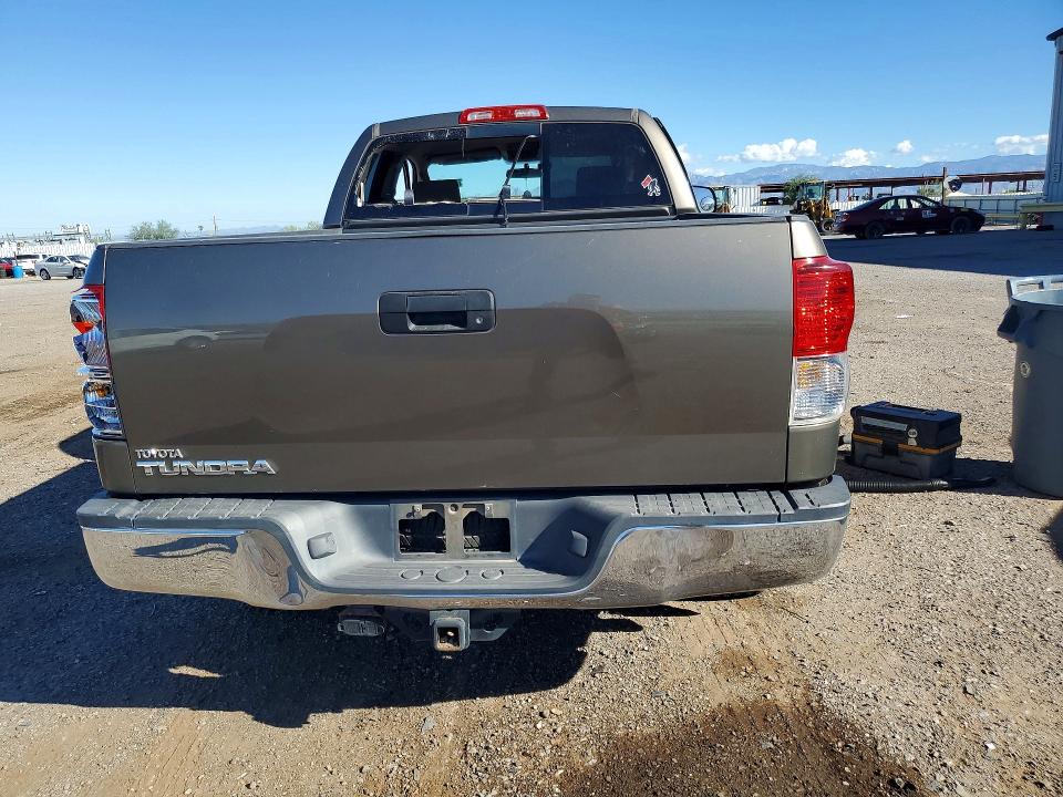 70565706 :رقم المزاد ، 5TFRM5F10BX023216 vin ، 2011 Toyota Tundra مزاد بيع