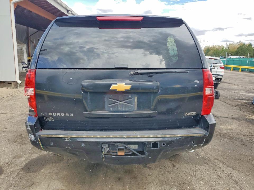 69761396 :رقم المزاد ، 1GNSKJE78CR100403 vin ، 2012 Chevrolet Suburban مزاد بيع