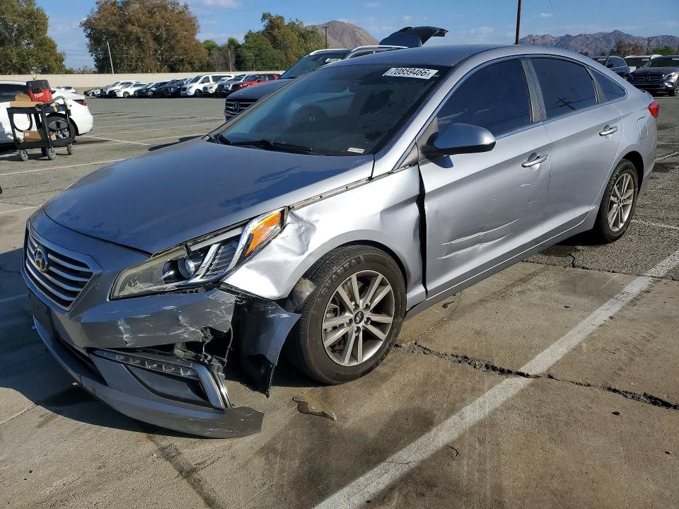 2015 Hyundai Sonata მანქანა იყიდება აუქციონზე, vin: 5NPE24AF1FH035202, აუქციონის ნომერი: 70859466