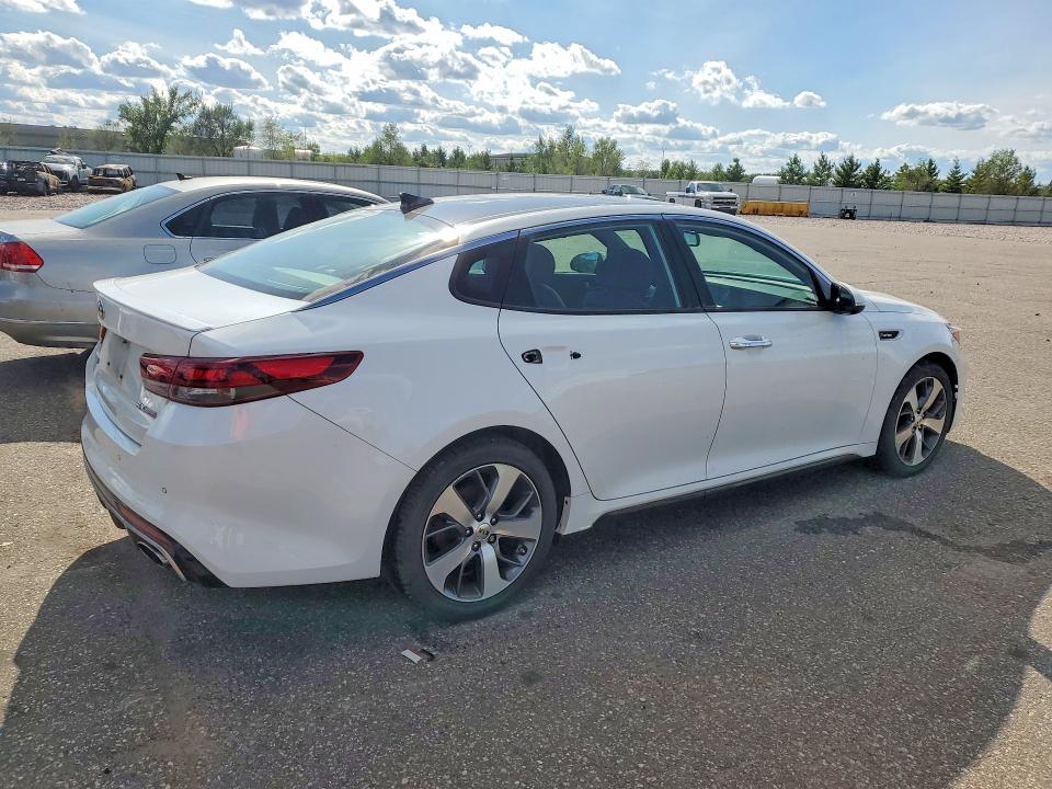 Продажа на аукционе авто 2016 Kia Optima, vin: 5XXGW4L20GG025586, номер лота: 68274536