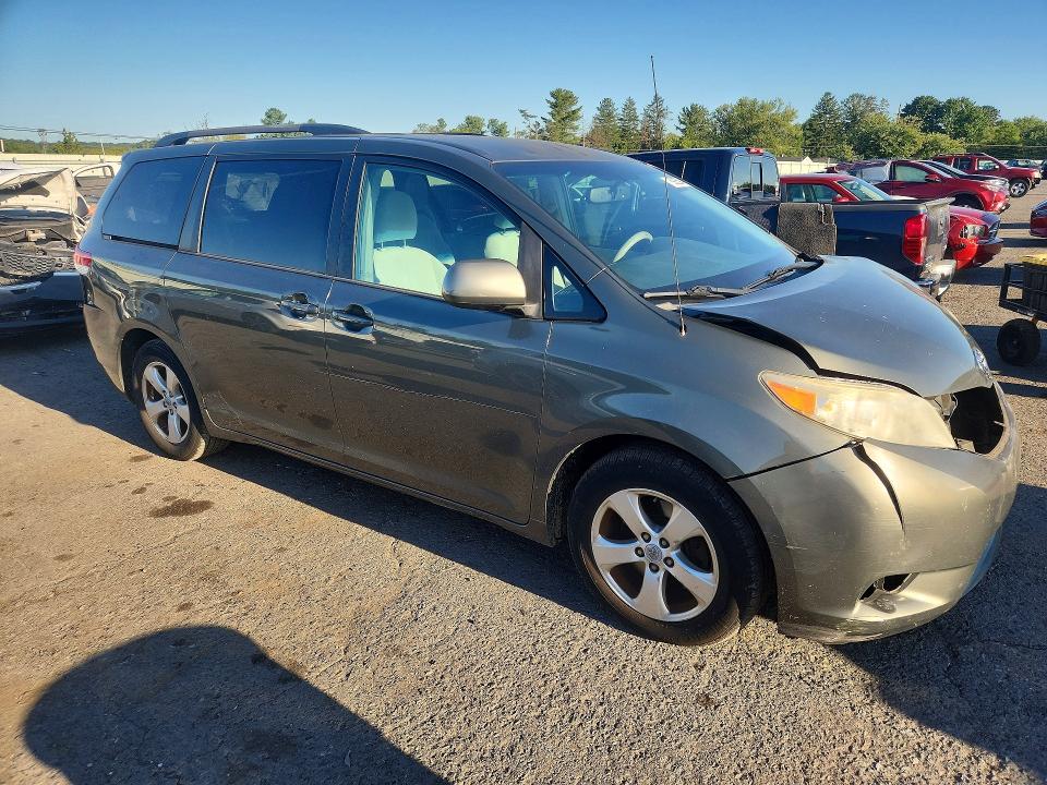 2012 Toyota Sienna მანქანა იყიდება აუქციონზე, vin: 5TDKK3DC3CS257454, აუქციონის ნომერი: 69259486