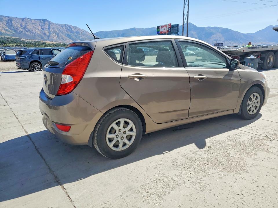 66860316 :رقم المزاد ، KMHCT5AE2CU043825         vin ، 2012 Hyundai Accent مزاد بيع