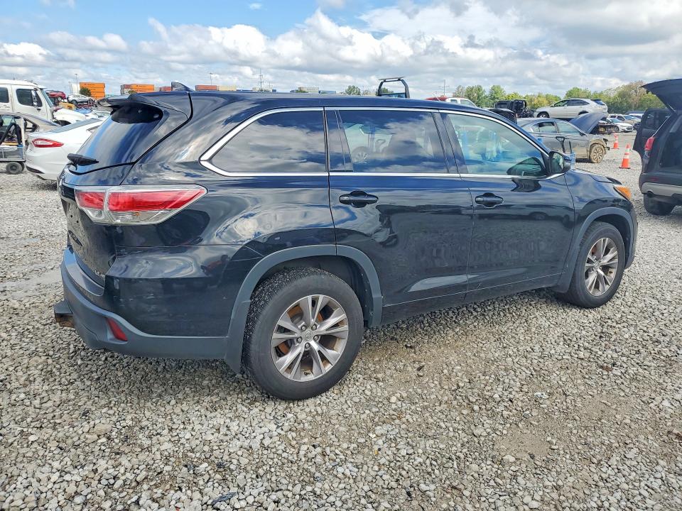 69682266 :رقم المزاد ، 5TDBKRFH6FS168543 vin ، 2015 Toyota Highlander مزاد بيع