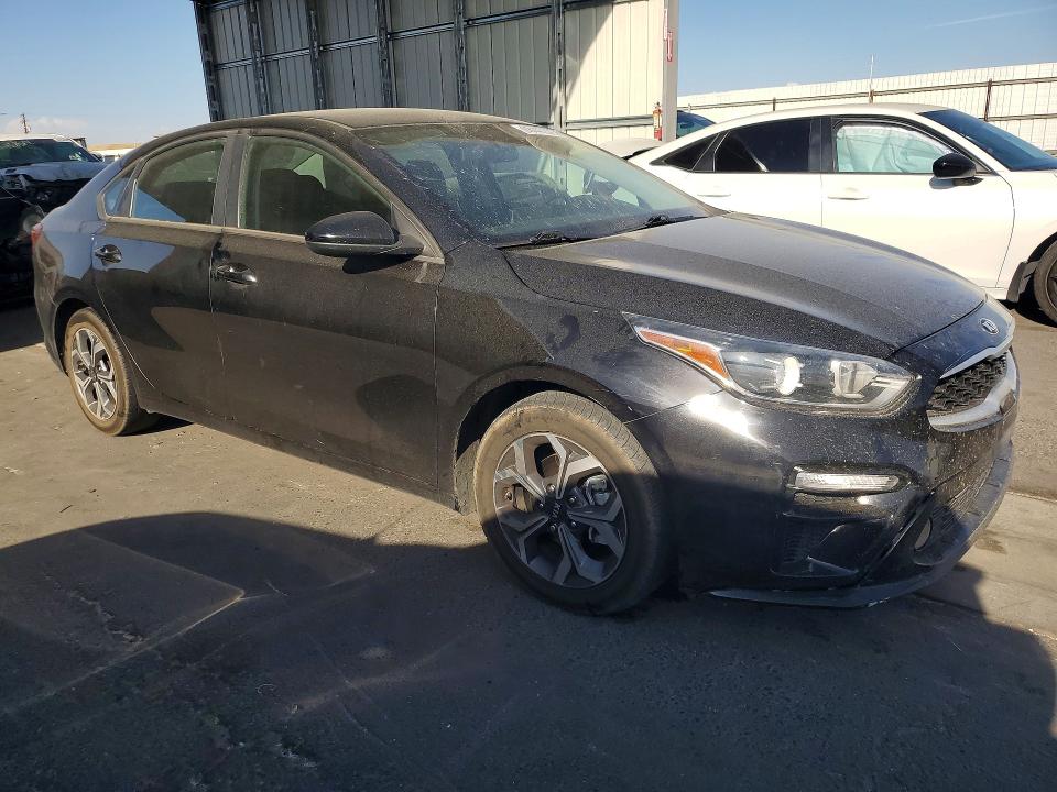 68447076 :رقم المزاد ، 3KPF24AD6LE228013 vin ، 2020 Kia Forte مزاد بيع