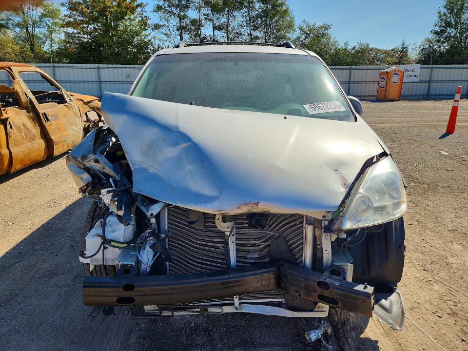 2004 Toyota Sienna მანქანა იყიდება აუქციონზე, vin: 5TDZA22C94S064743, აუქციონის ნომერი: 68672236