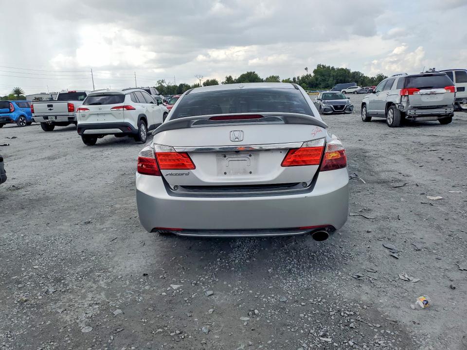 Продажа на аукционе авто 2013 Honda Accord, vin: 1HGCR2F87DA112615, номер лота: 68729426