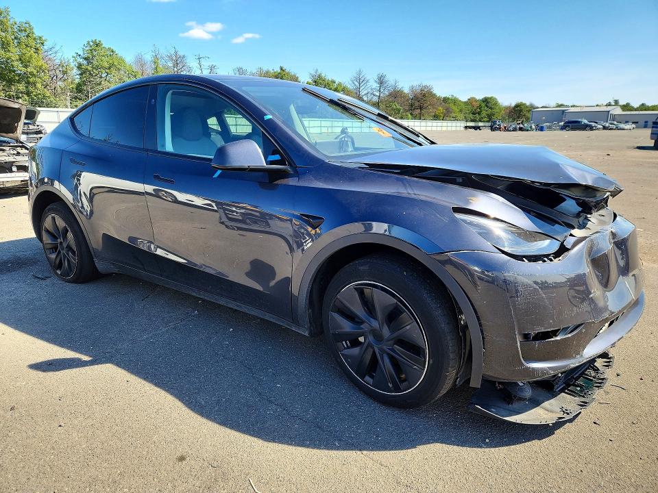 67739786 :رقم المزاد ، 7SAYGDEE0RA301912 vin ، 2024 Tesla Model Y مزاد بيع