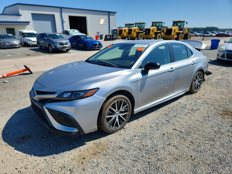 Продаж на аукціоні авто 2023 Toyota Camry, vin: 4T1G11AK6PU786774, номер лоту: 68826056
