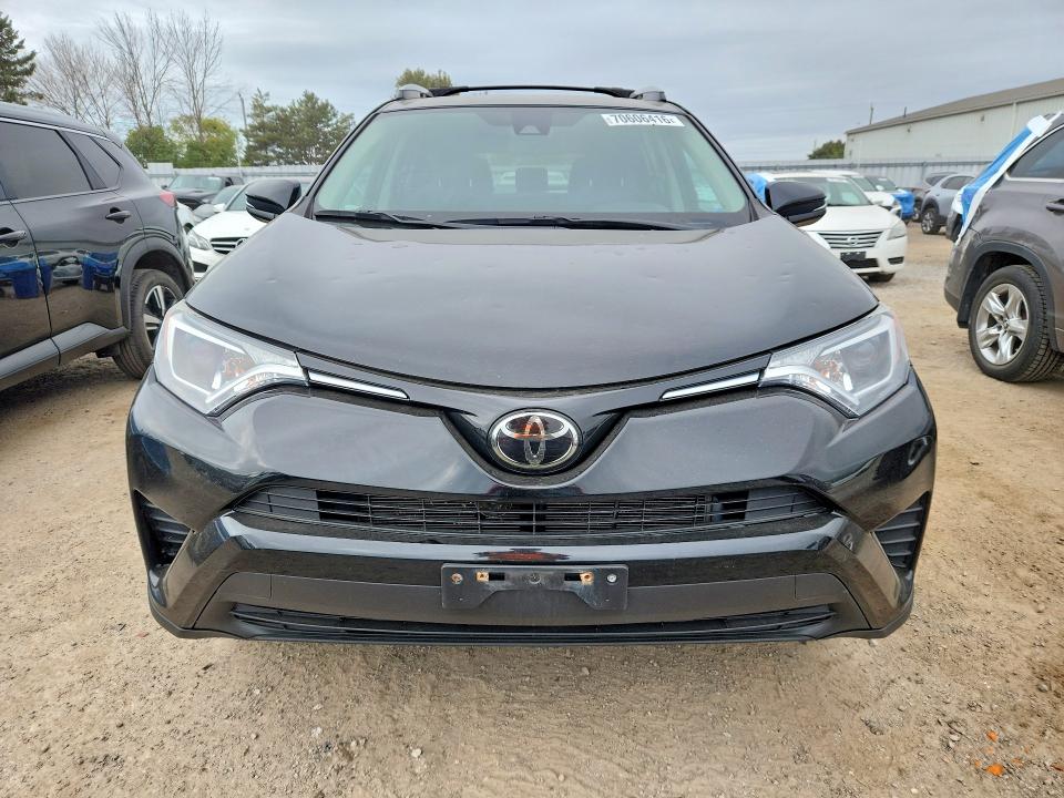 Продаж на аукціоні авто 2018 Toyota Rav4, vin: 2T3ZFREV7JW450711, номер лоту: 70606416