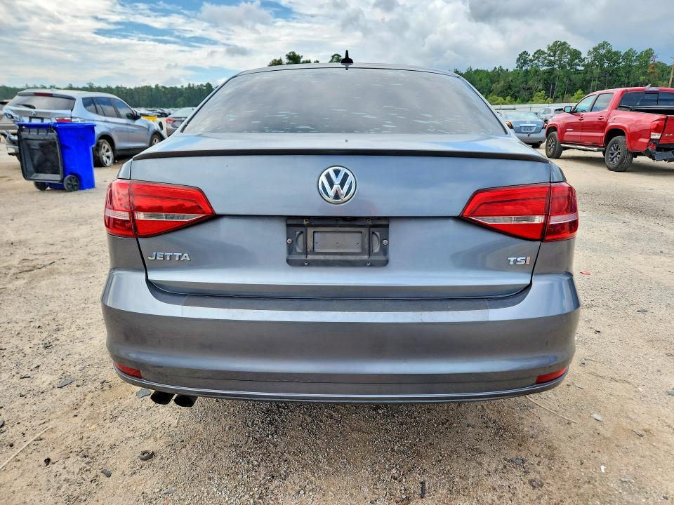 2015 Volkswagen Jetta მანქანა იყიდება აუქციონზე, vin: 3VWB17AJ7FM226223, აუქციონის ნომერი: 69826536