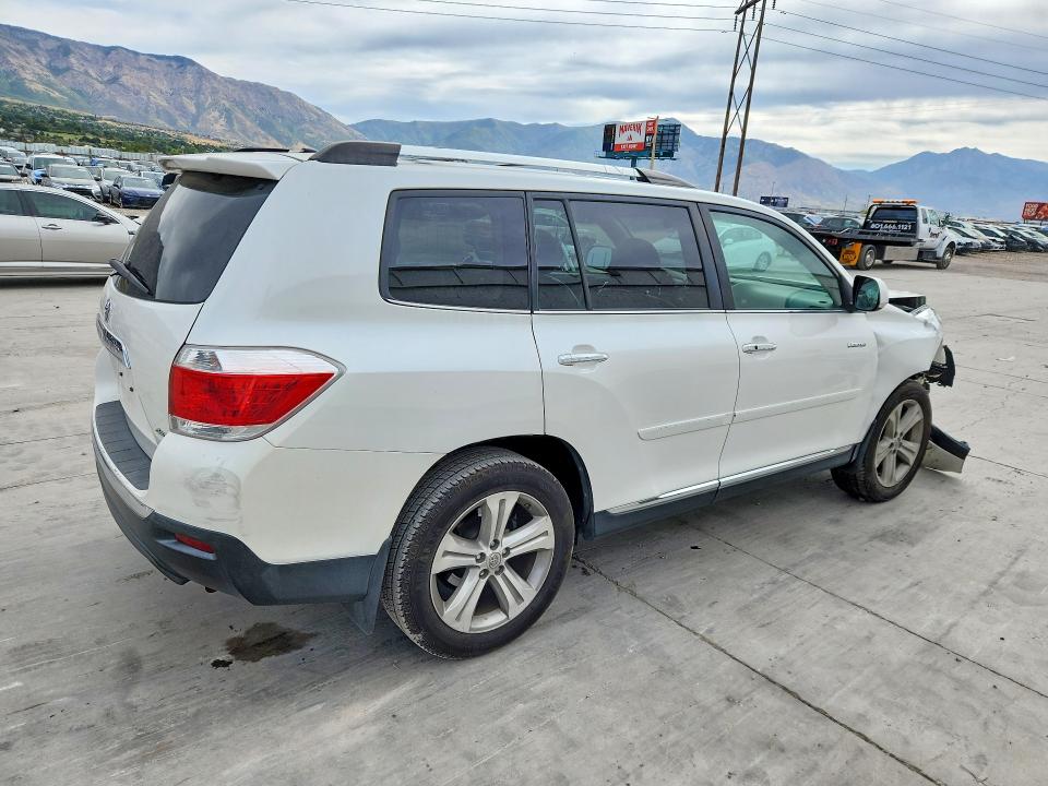 68775426 :رقم المزاد ، 5TDDK3EH8DS190872 vin ، 2013 Toyota Highlander مزاد بيع