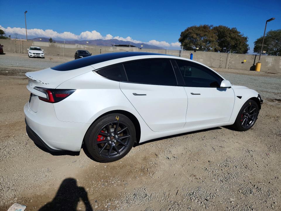 Продажа на аукционе авто 2025 Tesla Model 3, vin: 5YJ3E1EA7SF980272, номер лота: 70704536