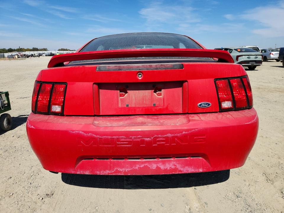 70301356 :رقم المزاد ، 1FAFP4043XF159334 vin ، 1999 Ford Mustang مزاد بيع