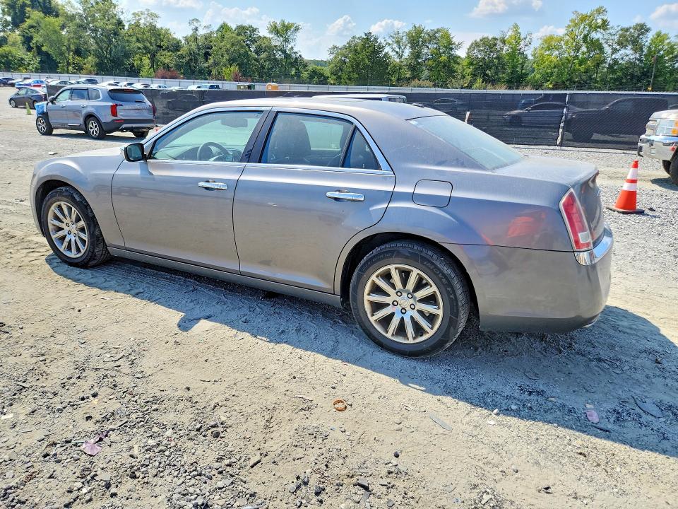 2011 Chrysler 300 მანქანა იყიდება აუქციონზე, vin: 2C3CA5CG3BH563661, აუქციონის ნომერი: 63638486