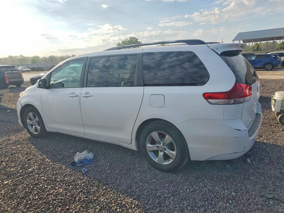Aukcja sprzedaży 2011 Toyota Sienna, vin: 5TDKK3DC2BS053291, numer aukcji: 68333436
